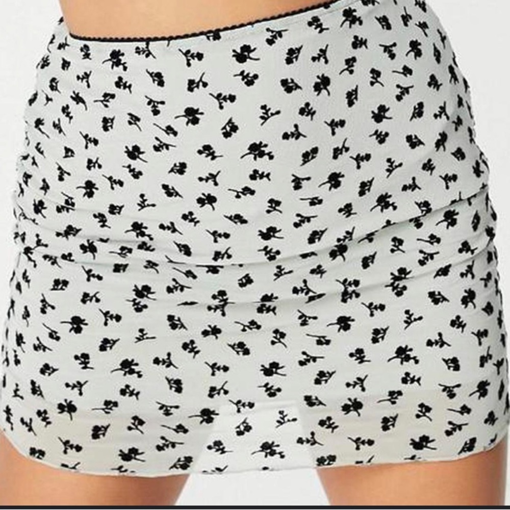 Motel rocks mini skirt mesh